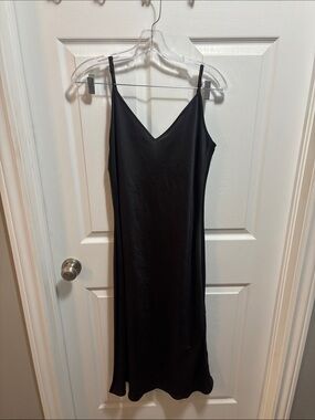 Wilfred Only Slip Satin Midi Dress